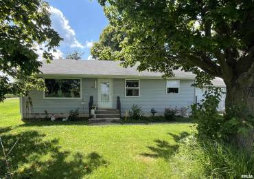 601 EAST Street, North Henderson, Illinois, 3 Bedrooms Bedrooms, ,1 BathroomBathrooms,Residential,For Sale,EAST,RMACA1044524