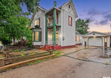 304 BUENA VISTA Avenue, Pekin, Illinois, 3 Bedrooms Bedrooms, ,2 BathroomsBathrooms,Residential,For Sale,BUENA VISTA,RMAPA1267094