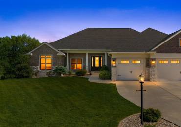 15 STREAMWOOD Court, Washington, Illinois, 5 Bedrooms Bedrooms, ,4 BathroomsBathrooms,Residential,For Sale,STREAMWOOD,RMAPA1266639