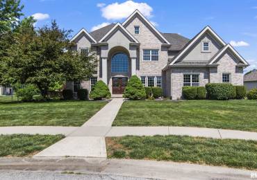 4809 Bears Paw Court, Springfield, Illinois, 5 Bedrooms Bedrooms, ,5 BathroomsBathrooms,Residential,For Sale,Bears Paw,RMACA1044573