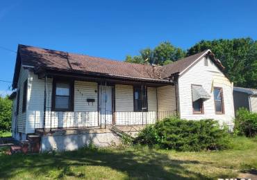 843 Abingdon Street, Galesburg, Illinois, 1 Bedroom Bedrooms, ,1 BathroomBathrooms,Residential,For Sale,Abingdon,RMACA1044842