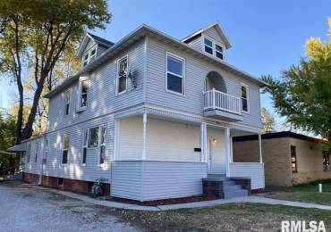 320 MCARTHUR Street, Macomb, Illinois, ,Residential Income,For Sale,MCARTHUR,RMACA1044903