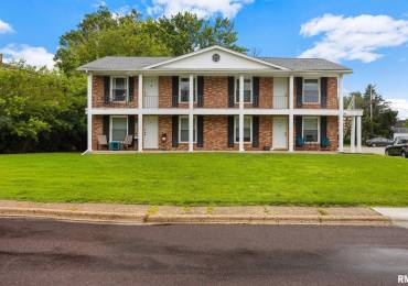 601 DEVONSHIRE Road, Washington, Illinois, ,Residential Income,For Sale,DEVONSHIRE,RMAPA1268100
