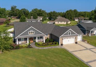 7485 CHANDLER Drive, Marion, Illinois, 3 Bedrooms Bedrooms, ,2 BathroomsBathrooms,Residential,For Sale,CHANDLER,RMAPA1268252
