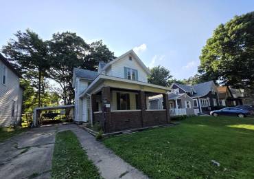 1035 6TH Street, Springfield, Illinois, 4 Bedrooms Bedrooms, ,2 BathroomsBathrooms,Residential,For Sale,6TH,RMACA1045065