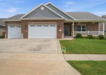 1625 MACKENZIE Street, Washington, Illinois, 5 Bedrooms Bedrooms, ,3 BathroomsBathrooms,Residential,For Sale,MACKENZIE,RMAPA1267087