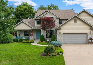 124 CHEROKEE Drive, Groveland, Illinois, 5 Bedrooms Bedrooms, ,4 BathroomsBathrooms,Residential,For Sale,CHEROKEE,RMAPA1268133