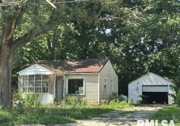 1621 North Grand Avenue, Springfield, Illinois, 2 Bedrooms Bedrooms, ,1 BathroomBathrooms,Residential,For Sale,North Grand,RMACA1045110