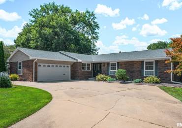 192 POTAWATOMI Road, Galesburg, Illinois, 4 Bedrooms Bedrooms, ,2 BathroomsBathrooms,Residential,For Sale,POTAWATOMI,RMACA1045104