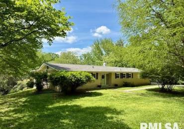 39 Apple Orchard Road, Carbondale, Illinois, 5 Bedrooms Bedrooms, ,2 BathroomsBathrooms,Residential,For Sale,Apple Orchard,RMAPA1266409
