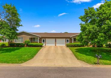 101-103 Nina Court, Pekin, Illinois, ,Residential Income,For Sale,Nina,RMAPA1268351