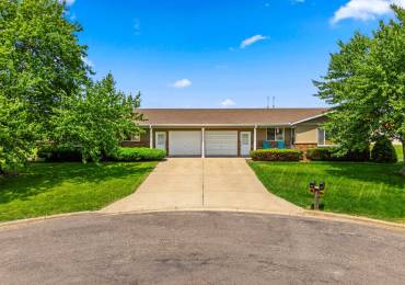 109-111 Nina Court, Pekin, Illinois, ,Residential Income,For Sale,Nina,RMAPA1268357