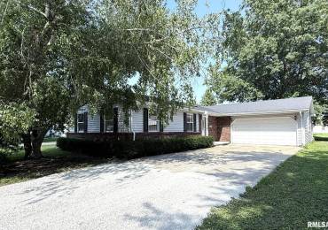1341 MOSHIER Avenue, Galesburg, Illinois, 3 Bedrooms Bedrooms, ,1 BathroomBathrooms,Residential,For Sale,MOSHIER,RMACA1045137