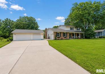 45 LONGVIEW Drive, Springfield, Illinois, 3 Bedrooms Bedrooms, ,2 BathroomsBathrooms,Residential,For Sale,LONGVIEW,RMACA1045142