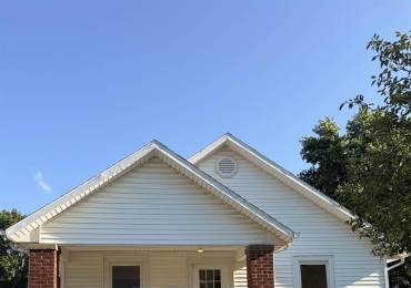 427 WASHINGTON Street, Macomb, Illinois, 3 Bedrooms Bedrooms, ,1 BathroomBathrooms,Residential,For Sale,WASHINGTON,RMAPA1268373