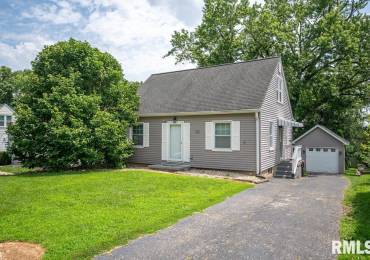 122 CHERRY RIDGE Lane, Peoria, Illinois, 3 Bedrooms Bedrooms, ,1 BathroomBathrooms,Residential,For Sale,CHERRY RIDGE,RMAPA1268377