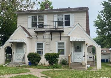 243 6TH Street, Clinton, Iowa, ,1 BathroomBathrooms,Residential Lease,For Rent,6TH,RMAQC4254253