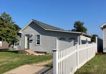 1709 SYCAMORE Street, Quincy, Illinois, 1 Bedroom Bedrooms, ,1 BathroomBathrooms,Residential,For Sale,SYCAMORE,RMAQC4255969