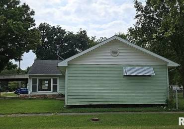 150 MCKINLEY Street, Tamms, Illinois, 3 Bedrooms Bedrooms, ,2 BathroomsBathrooms,Residential,For Sale,MCKINLEY,RMAEB455066