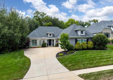 4928 Woody Creek Circle, Bettendorf, Iowa, 4 Bedrooms Bedrooms, ,3 BathroomsBathrooms,Residential,For Sale,Woody Creek,RMAQC4256363