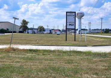 11044 Old Highway 50 Highway, Flora, Illinois, ,Land,For Sale,Old Highway 50,RMAEB455098