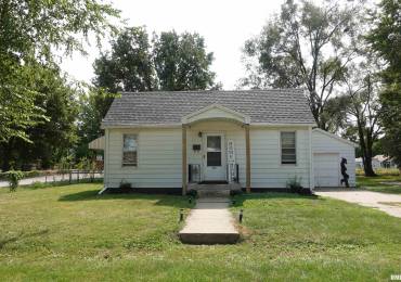 678 GROVE Street, Galesburg, Illinois, 2 Bedrooms Bedrooms, ,1 BathroomBathrooms,Residential,For Sale,GROVE,RMACA1031919