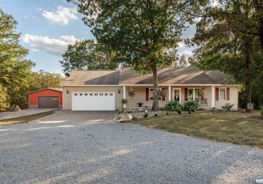 23997 MEADOWLARK Road, Carrier Mills, Illinois, 3 Bedrooms Bedrooms, ,2 BathroomsBathrooms,Residential,For Sale,MEADOWLARK,RMAQC4256560