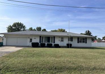 970 DUDLEY Street, Galesburg, Illinois, 3 Bedrooms Bedrooms, ,2 BathroomsBathrooms,Residential,For Sale,DUDLEY,RMACA1031962