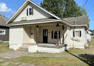 204 PARKHILL Street, West Frankfort, Illinois, 2 Bedrooms Bedrooms, ,2 BathroomsBathrooms,Residential,For Sale,PARKHILL,RMAEB455179