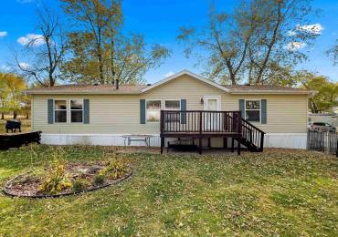 96 ENCHANTED GARDENS Street, Eureka, Illinois, 3 Bedrooms Bedrooms, ,2 BathroomsBathrooms,Manufactured In Park,For Sale,ENCHANTED GARDENS,RMAPA1254310