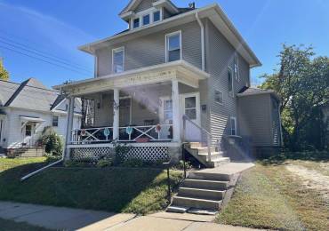 2414 9TH Avenue, Moline, Illinois, 1 Bedroom Bedrooms, ,1 BathroomBathrooms,Residential Lease,For Rent,9TH,RMAQC4258002