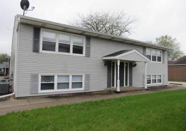 104 9TH Avenue, Colona, Illinois, 1 Bedroom Bedrooms, ,1 BathroomBathrooms,Residential Lease,For Rent,9TH,RMAQC4258105