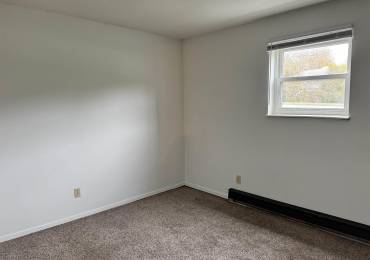 2070 WASHINGTON Street, Springfield, Illinois, 2 Bedrooms Bedrooms, ,1 BathroomBathrooms,Residential Lease,For Rent,WASHINGTON,RMACA1032910