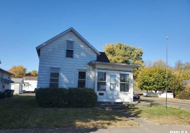 622 4TH Street, Clinton, Iowa, 2 Bedrooms Bedrooms, ,1 BathroomBathrooms,Residential,For Sale,4TH,RMAQC4258150