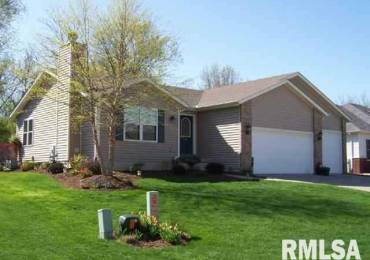 202 8TH Avenue, Hampton, Illinois, 4 Bedrooms Bedrooms, ,3 BathroomsBathrooms,Residential Lease,For Rent,8TH,RMAQC4258237