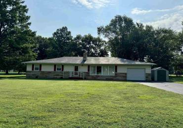 2916 12TH Street, Herrin, Illinois, 3 Bedrooms Bedrooms, ,2 BathroomsBathrooms,Residential,For Sale,12TH,RMAQC4254460