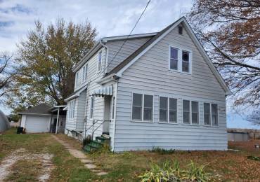 562 County Road 850, Sutter, Illinois, 4 Bedrooms Bedrooms, ,2 BathroomsBathrooms,Residential,For Sale,County Road 850,RMAQC4258364