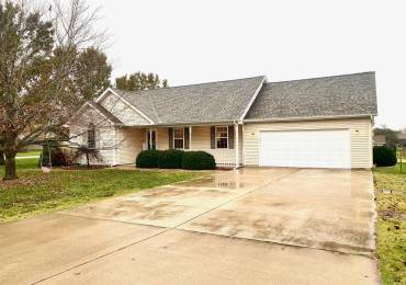 1600 BRANDY Lane, Carterville, Illinois, 3 Bedrooms Bedrooms, ,2 BathroomsBathrooms,Residential,For Sale,BRANDY,RMAEB455900