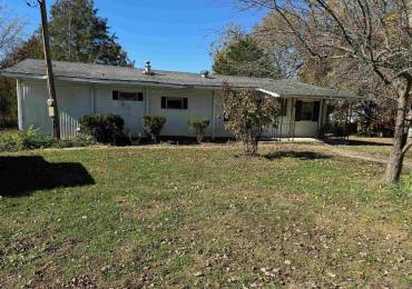 6221 HAZEL Street, Logan, Illinois, 3 Bedrooms Bedrooms, ,1 BathroomBathrooms,Residential,For Sale,HAZEL,RMAEB455907