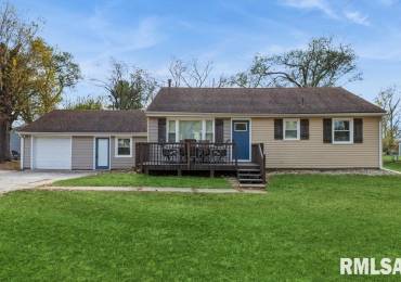 4110 6TH Avenue, East Moline, Illinois, 3 Bedrooms Bedrooms, ,1 BathroomBathrooms,Residential,For Sale,6TH,RMAQC4258403