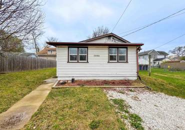 1204 MARGARET Street, Pekin, Illinois, 1 Bedroom Bedrooms, ,1 BathroomBathrooms,Residential,For Sale,MARGARET,RMAPA1254571