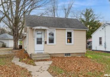 201 5TH Street, Prophetstown, Illinois, 1 Bedroom Bedrooms, ,1 BathroomBathrooms,Residential,For Sale,5TH,RMAQC4258451