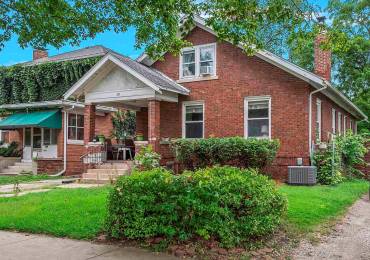 321 WALNUT Street, Springfield, Illinois, 3 Bedrooms Bedrooms, ,2 BathroomsBathrooms,Residential,For Sale,WALNUT,RMACA1031102