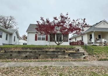 2945 11TH Avenue A, Moline, Illinois, 2 Bedrooms Bedrooms, ,1 BathroomBathrooms,Residential Lease,For Rent,11TH,RMAQC4258683