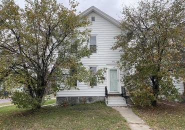 402 15TH Street, Davenport, Iowa, 3 Bedrooms Bedrooms, ,1 BathroomBathrooms,Residential,For Sale,15TH,RMAQC4258690