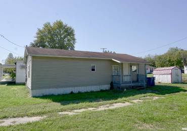 215 5TH Street, Elkville, Illinois, 3 Bedrooms Bedrooms, ,2 BathroomsBathrooms,Residential,For Sale,5TH,RMAEB455479