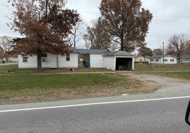 311 Lottie Street, Sesser, Illinois, 2 Bedrooms Bedrooms, ,1 BathroomBathrooms,Residential,For Sale,Lottie,RMAEB456055