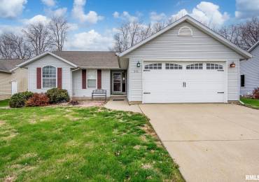 513 LEE Court, De Witt, Iowa, 4 Bedrooms Bedrooms, ,3 BathroomsBathrooms,Residential,For Sale,LEE,RMAQC4258832