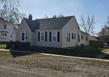 112 FRANKLIN Street, Mt Sterling, Illinois, 2 Bedrooms Bedrooms, ,2 BathroomsBathrooms,Residential,For Sale,FRANKLIN,RMAQC4258794