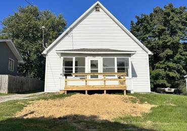 768 AVENUE C, Canton, Illinois, 2 Bedrooms Bedrooms, ,1 BathroomBathrooms,Residential,For Sale,AVENUE C,RMAPA1252780